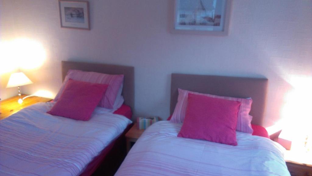 St Edmundsbury B&B Drayton  外观 照片